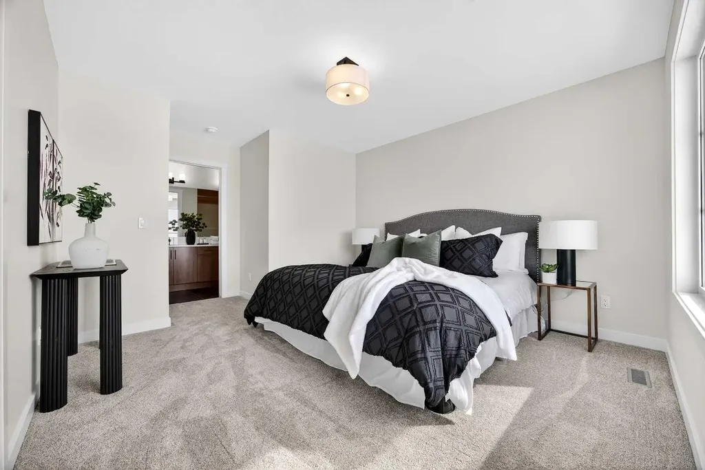 424 Fireside Drive Cochrane AB T4C3E1