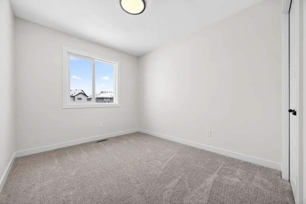 424 Fireside Drive Cochrane AB T4C3E1
