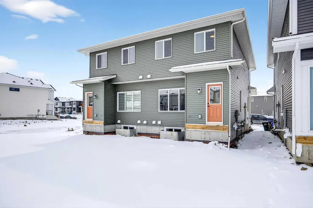 424 Fireside Drive Cochrane AB T4C3E1
