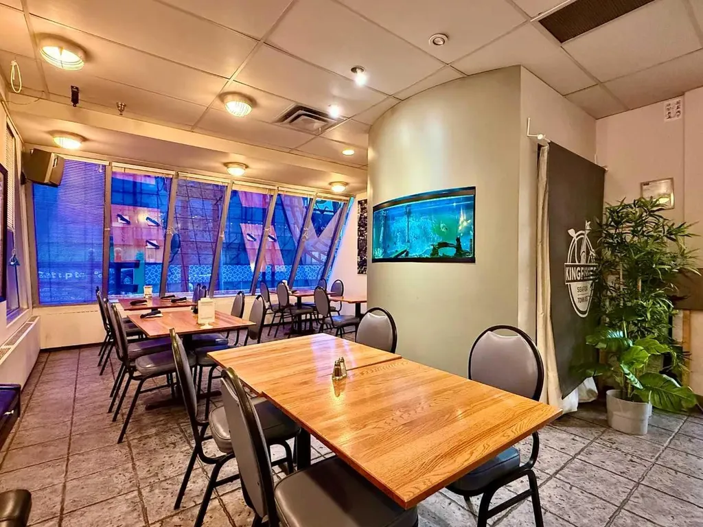 328 Centre Street SE Calgary AB T2G 2B8