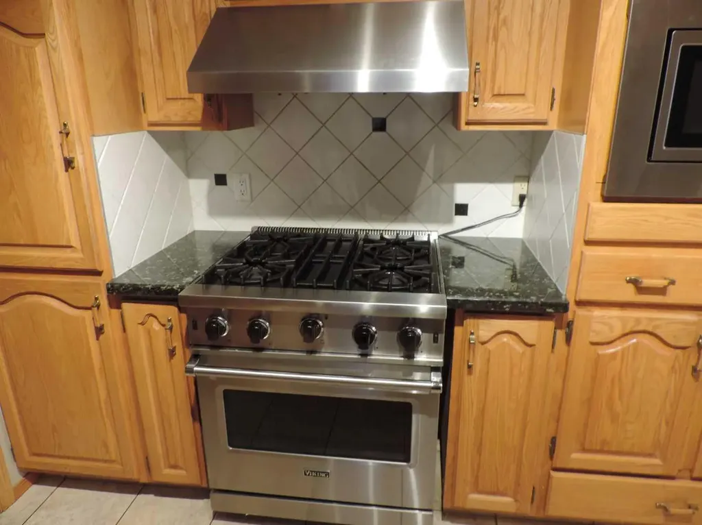 5217 46 Avenue Rimbey AB T0C 2J0