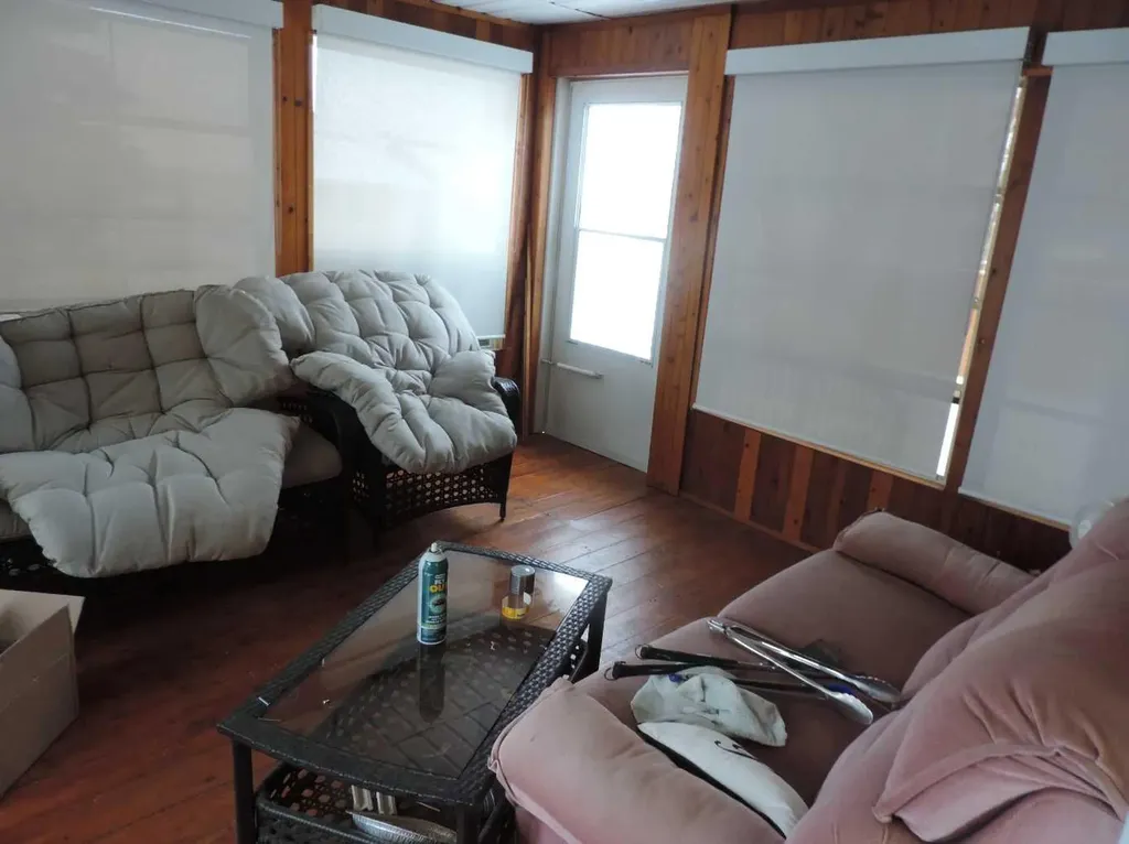 5217 46 Avenue Rimbey AB T0C 2J0