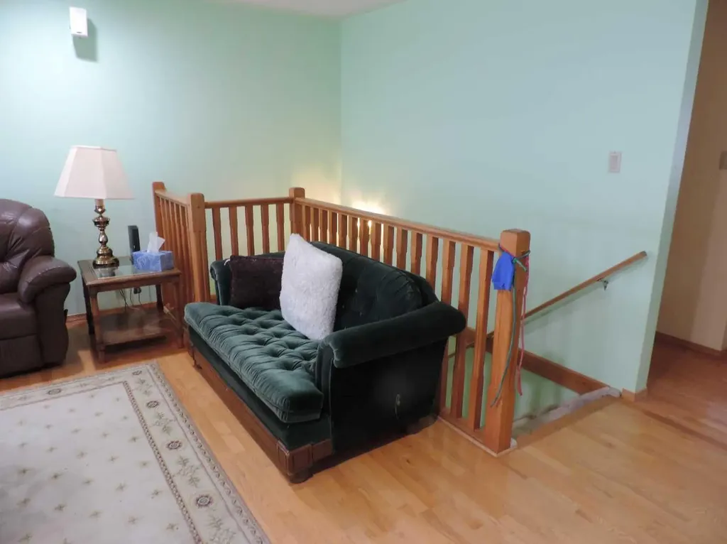 5217 46 Avenue Rimbey AB T0C 2J0