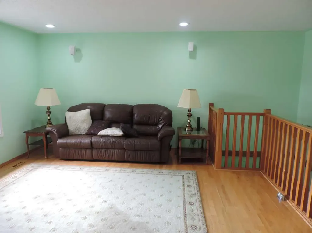 5217 46 Avenue Rimbey AB T0C 2J0