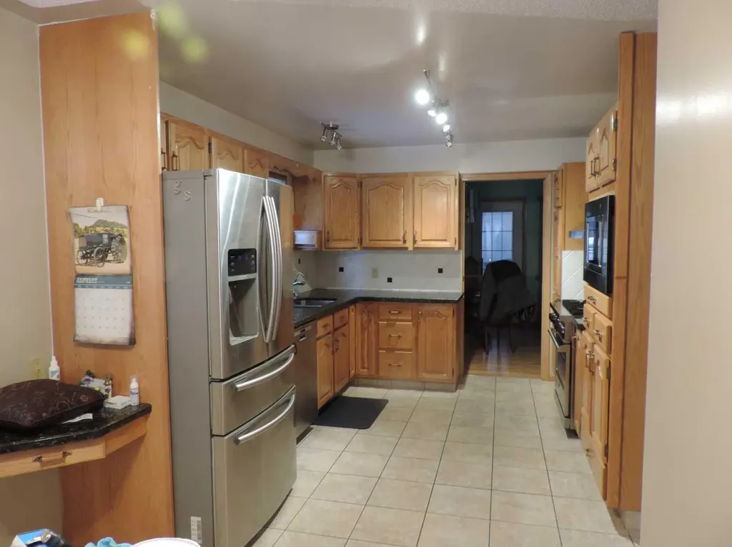 5217 46 Avenue Rimbey AB T0C 2J0