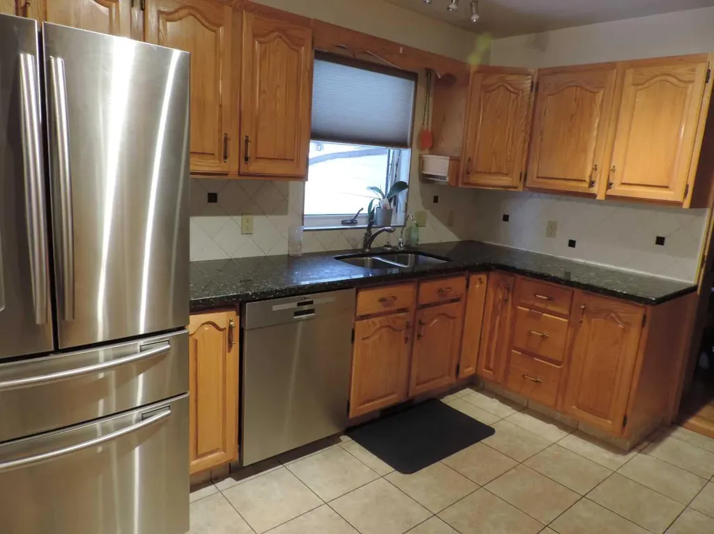 5217 46 Avenue Rimbey AB T0C 2J0
