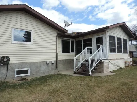 5217 46 Avenue Rimbey AB T0C 2J0