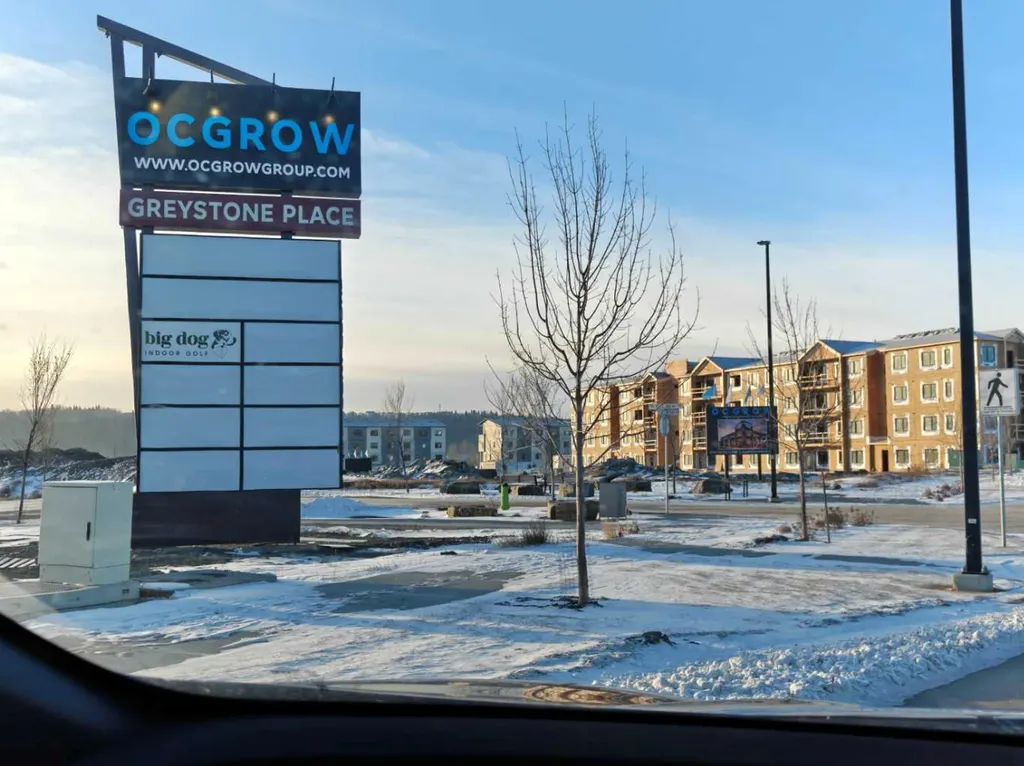 422 Greystone Boulevard Cochrane AB T4C0A2