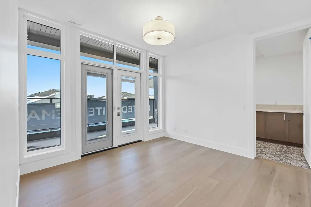 140 Marina Cove SE Calgary AB T3M 3P4