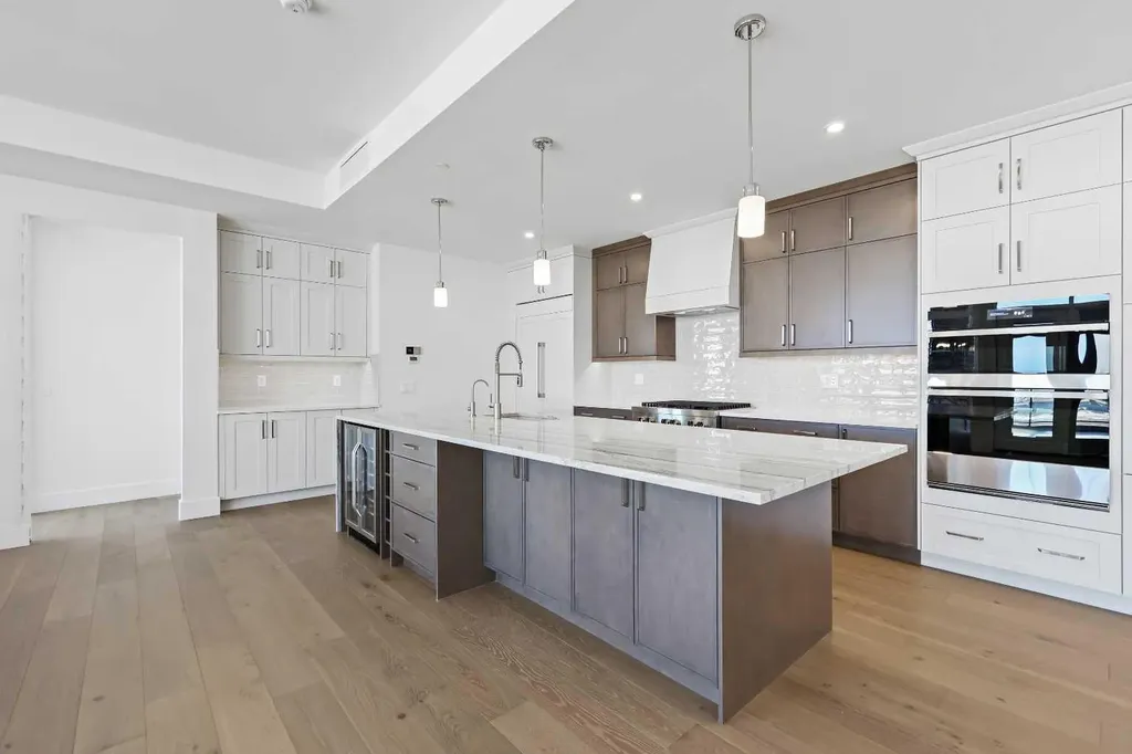 140 Marina Cove SE Calgary AB T3M 3P4
