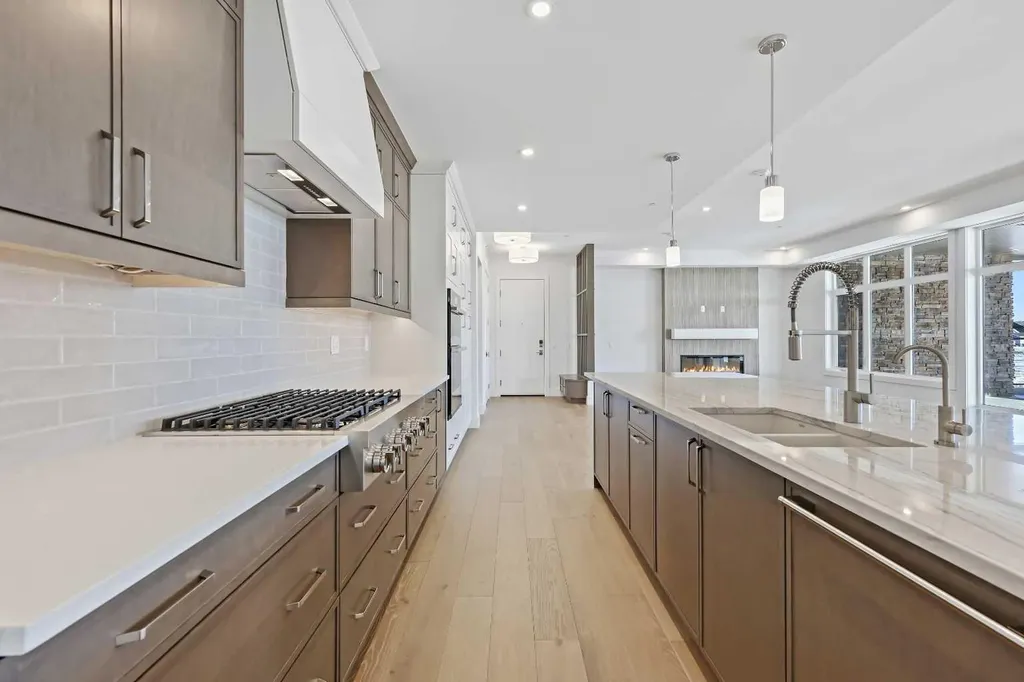140 Marina Cove SE Calgary AB T3M 3P4