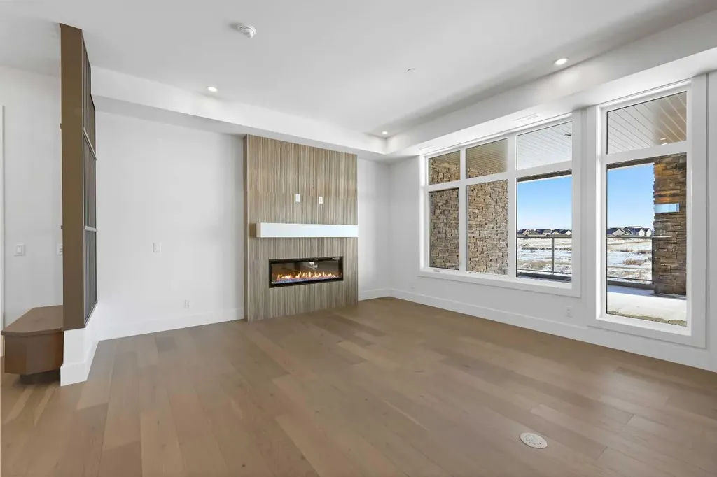 140 Marina Cove SE Calgary AB T3M 3P4