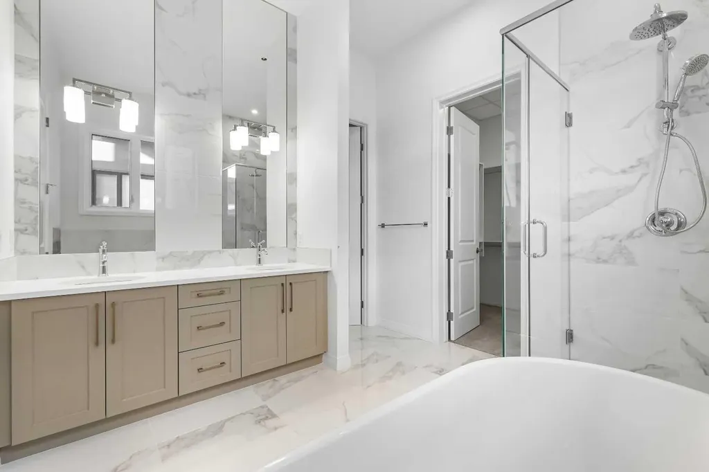 140 Marina Cove SE Calgary AB T3M 3P4