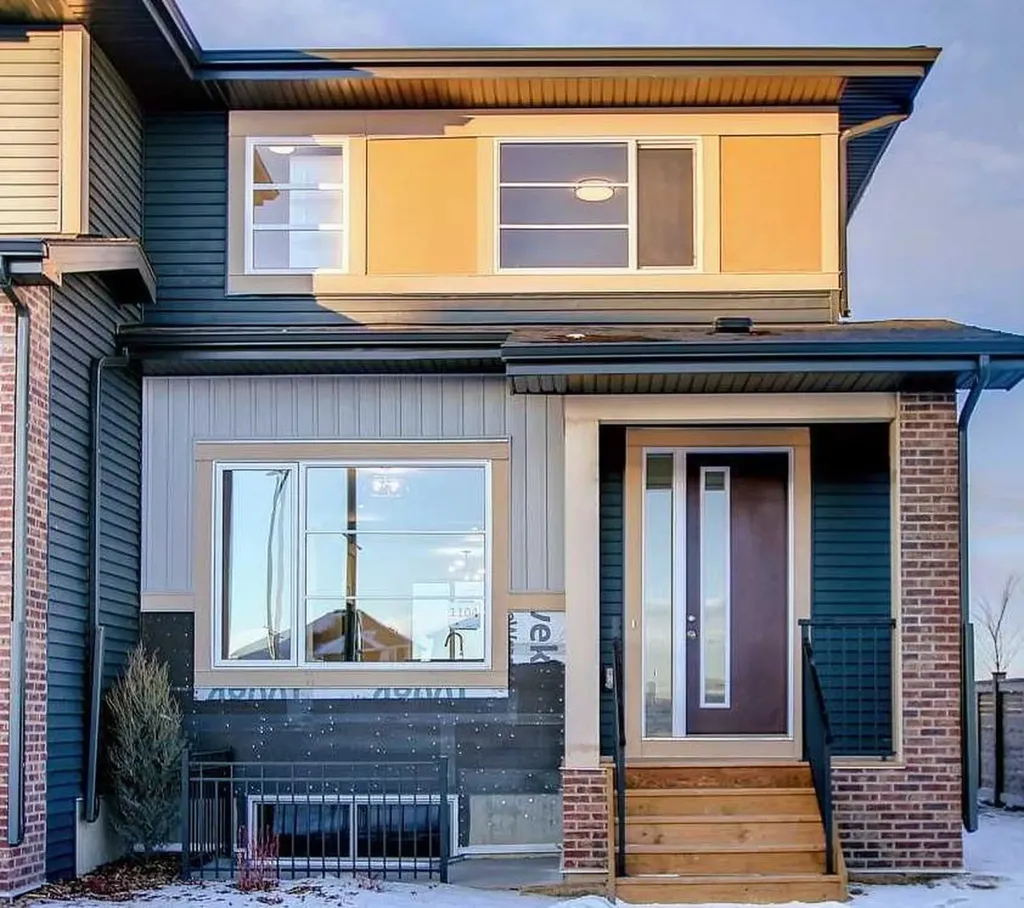 237 Cobblestone Gate SW Airdrie AB T4B 0R7