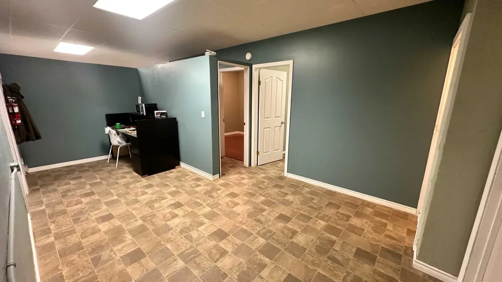 227 6 Street Beiseker AB T0M 0G0