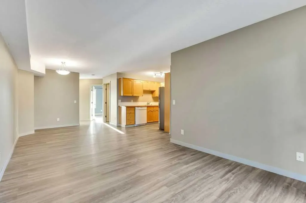 103 Strathaven Drive Strathmore AB T1P 1W3