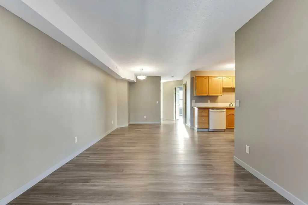 103 Strathaven Drive Strathmore AB T1P 1W3