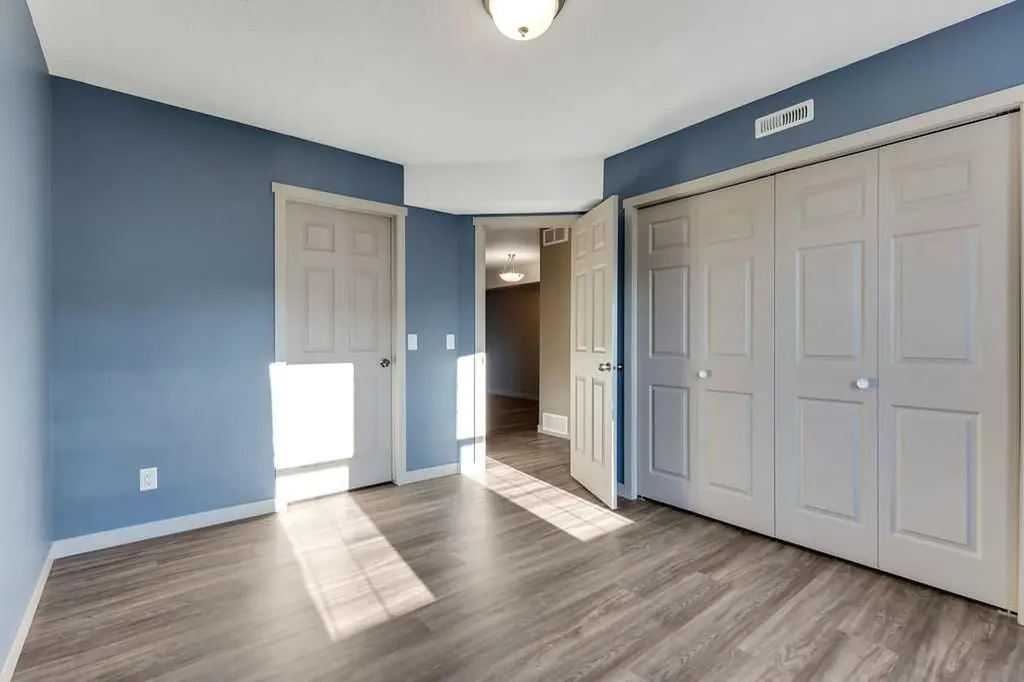 103 Strathaven Drive Strathmore AB T1P 1W3