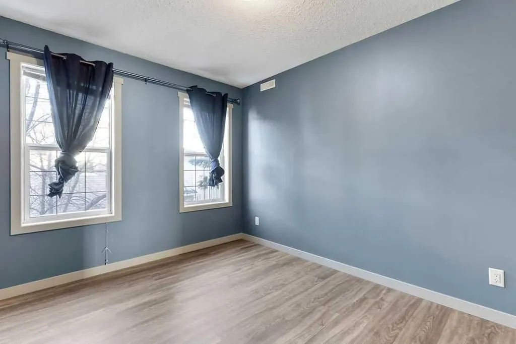 103 Strathaven Drive Strathmore AB T1P 1W3