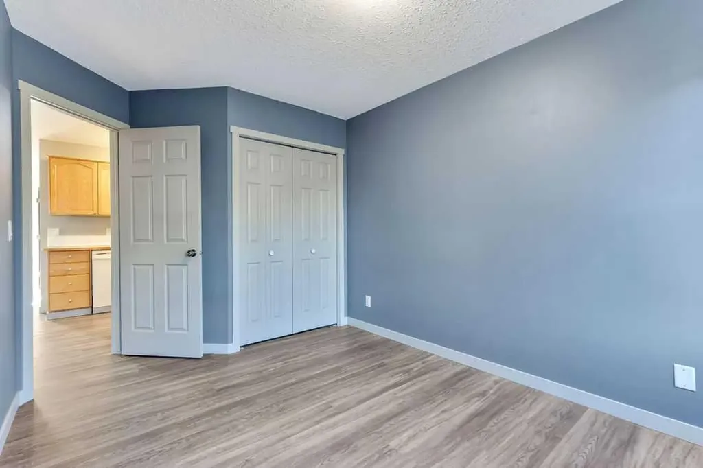 103 Strathaven Drive Strathmore AB T1P 1W3