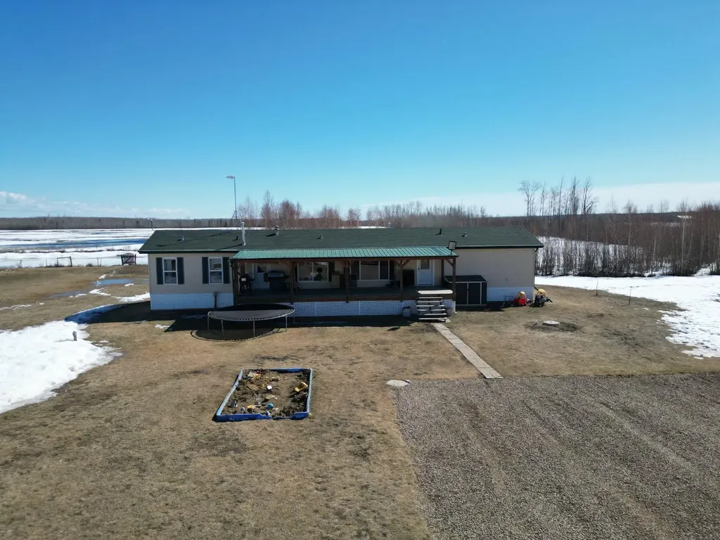 106243 Rge Road 122 Rural Mackenzie County AB T0H2H0