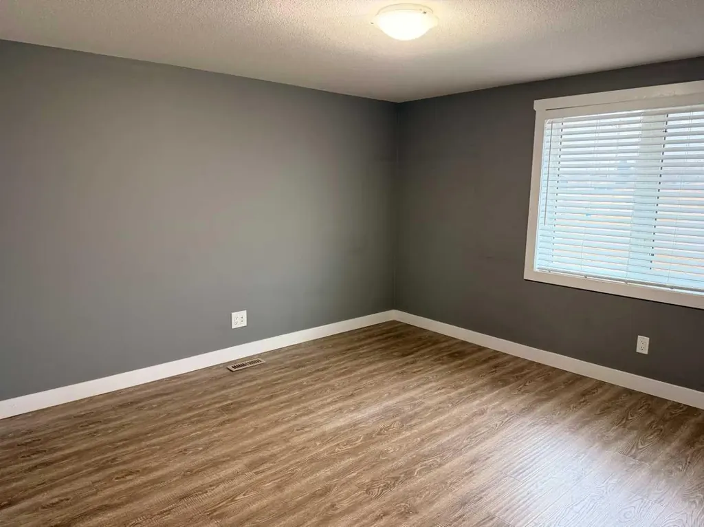 5311 64 Avenue Taber AB T1G 2A1