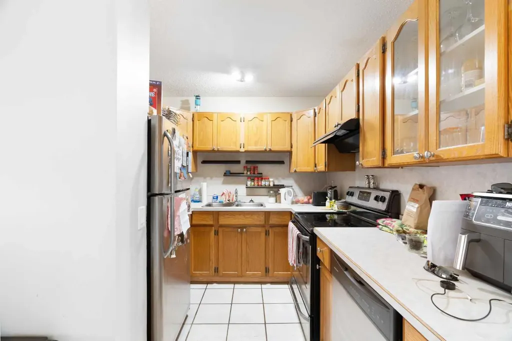 136 Beaumont Crescent Fort Mcmurray AB T9H 2V1
