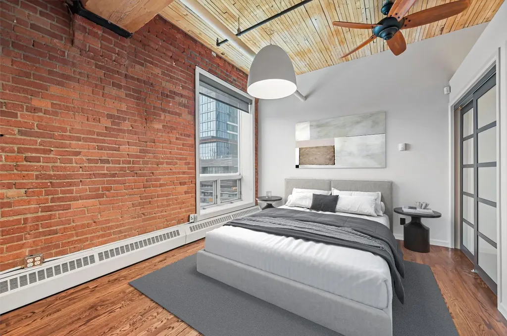 535 10 Avenue SW Calgary AB T2R0A8