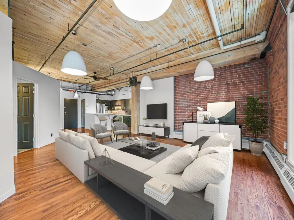 535 10 Avenue SW Calgary AB T2R0A8
