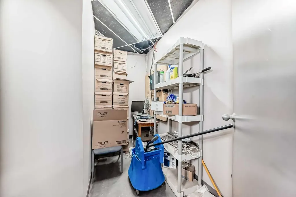 3505 32 Street NE Calgary AB T1Y 5Y9