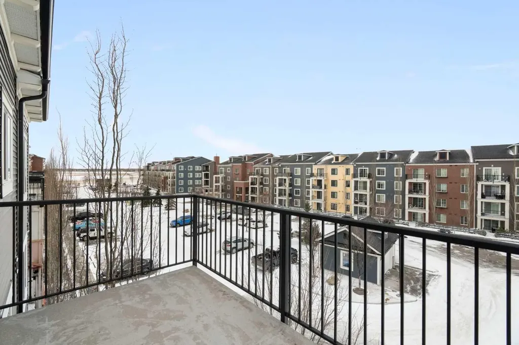 99 Copperstone Park SE Calgary AB T2Z 5C9