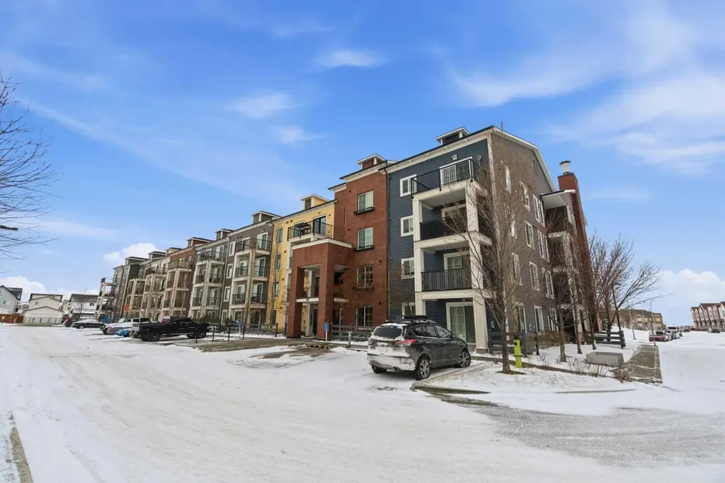 99 Copperstone Park SE Calgary AB T2Z 5C9