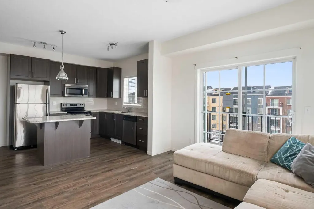 99 Copperstone Park SE Calgary AB T2Z 5C9