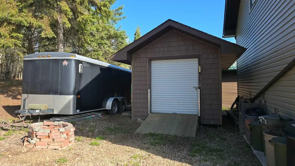 16040B Twp Road 682 Plamondon AB T0A 2T0