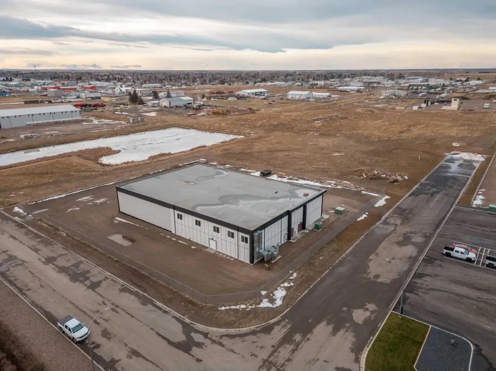 6110 69 Avenue Taber AB T1G 2J1