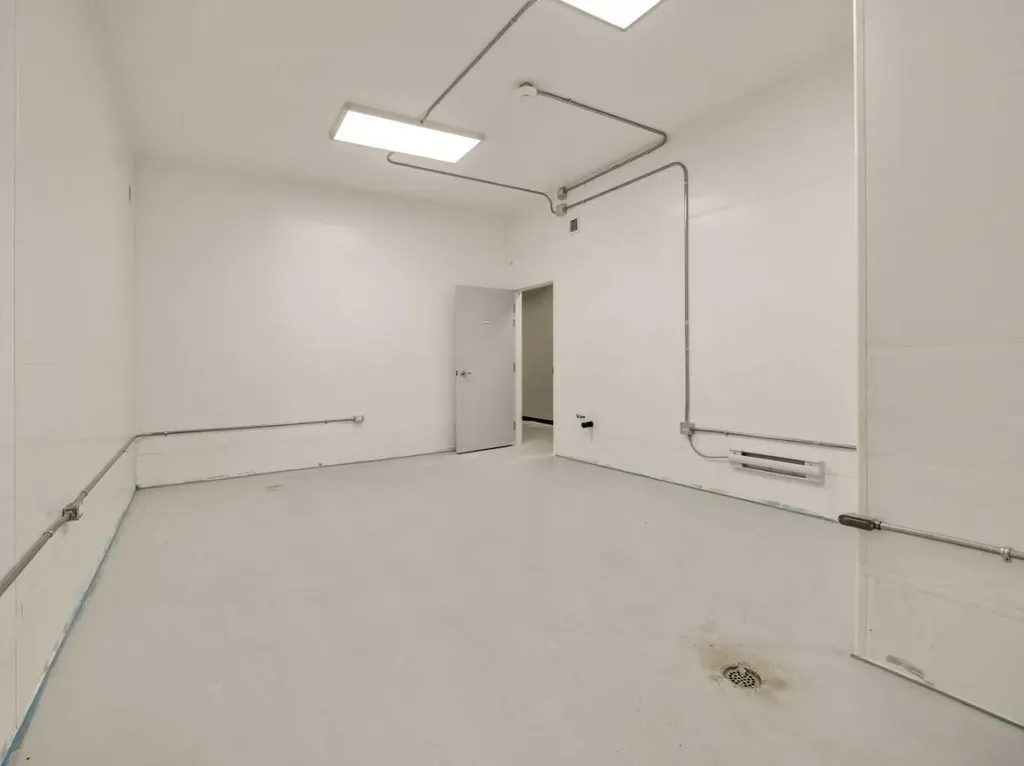 6110 69 Avenue Taber AB T1G 2J1