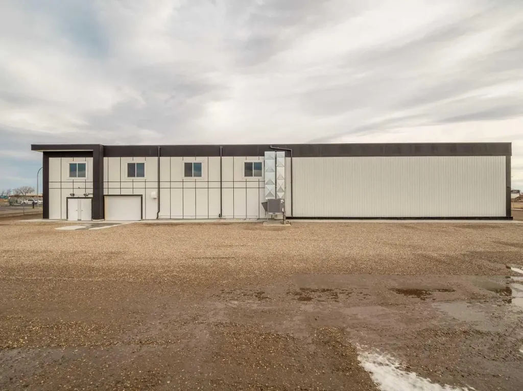 6110 69 Avenue Taber AB T1G 2J1