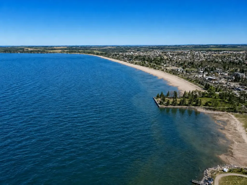 5230 Lakeshore Drive Sylvan Lake AB T4S 1Y8