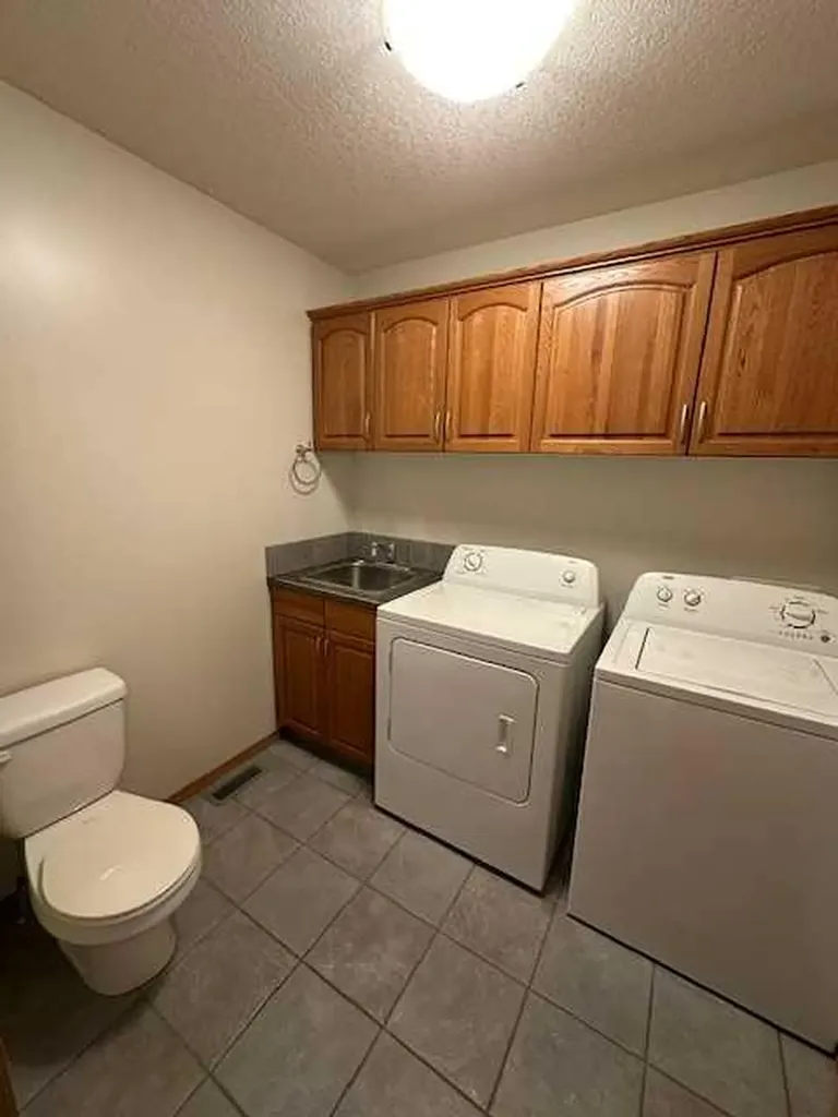 101 Wilkins Place Hanna AB T0J1P0