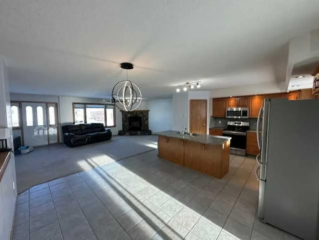 101 Wilkins Place Hanna AB T0J1P0