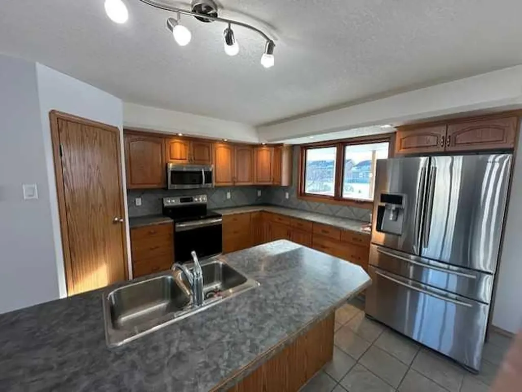 101 Wilkins Place Hanna AB T0J1P0