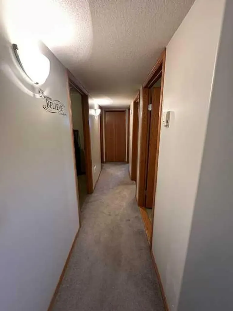 101 Wilkins Place Hanna AB T0J1P0