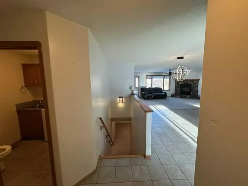 101 Wilkins Place Hanna AB T0J1P0