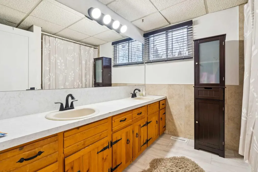 50109 Township Road 283 Rural Rocky View County AB T4C 1A1