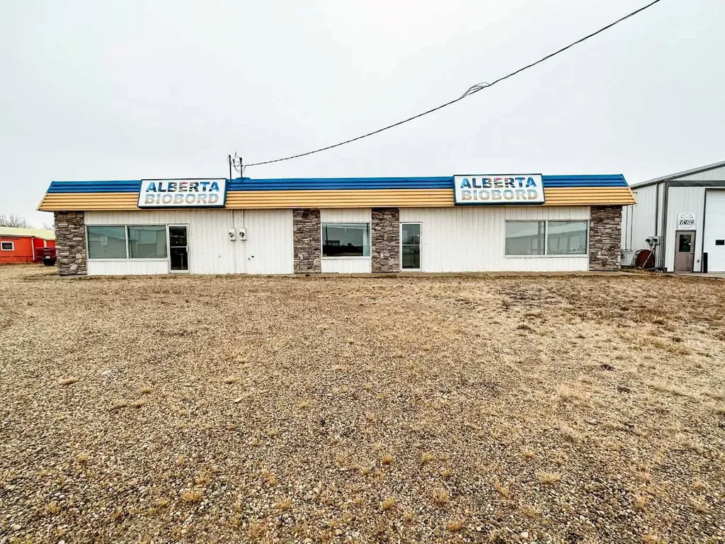 4708 41 Street Stettler AB T4K 1A7