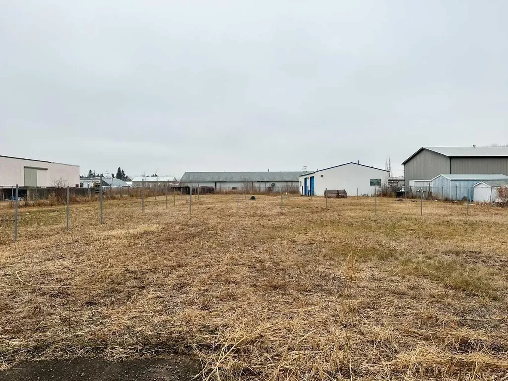 4708 41 Street Stettler AB T4K 1A7