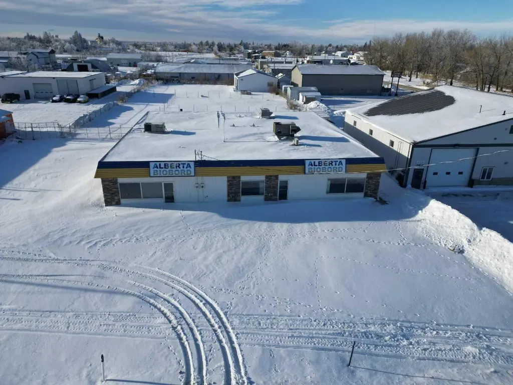 4708 41 Street Stettler AB T4K 1A7