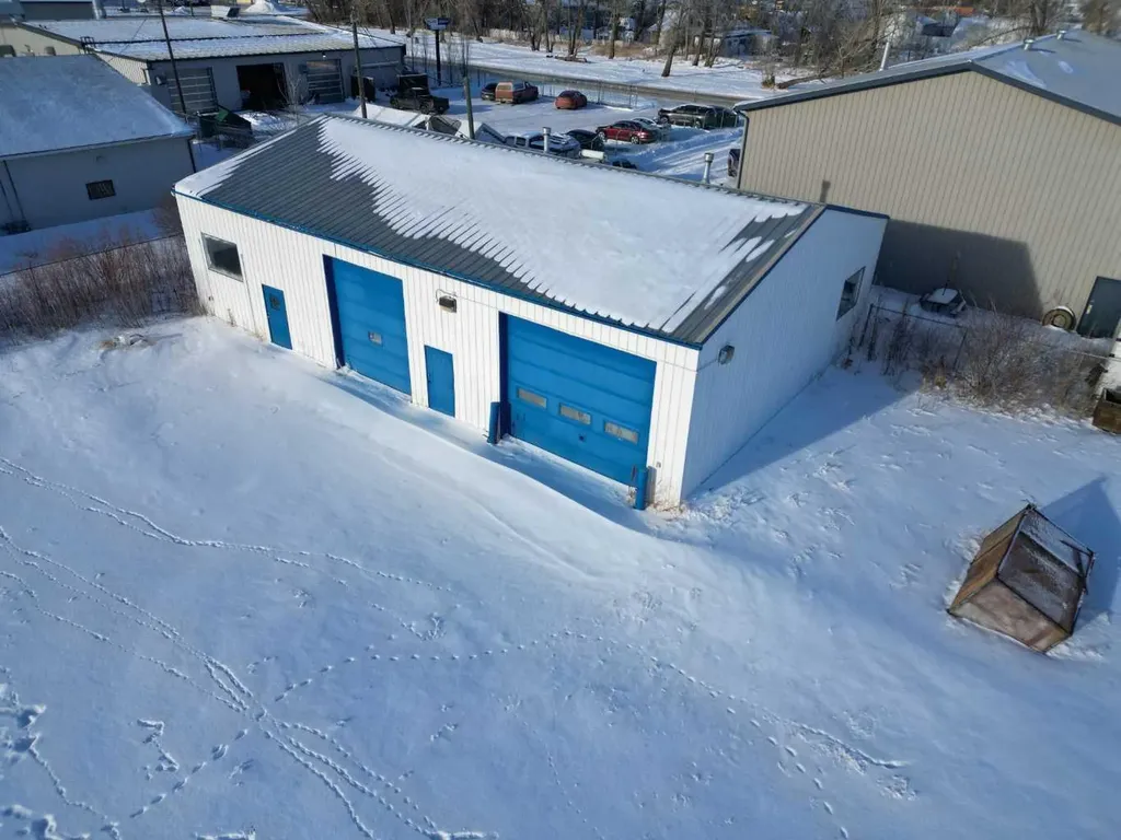 4708 41 Street Stettler AB T4K 1A7