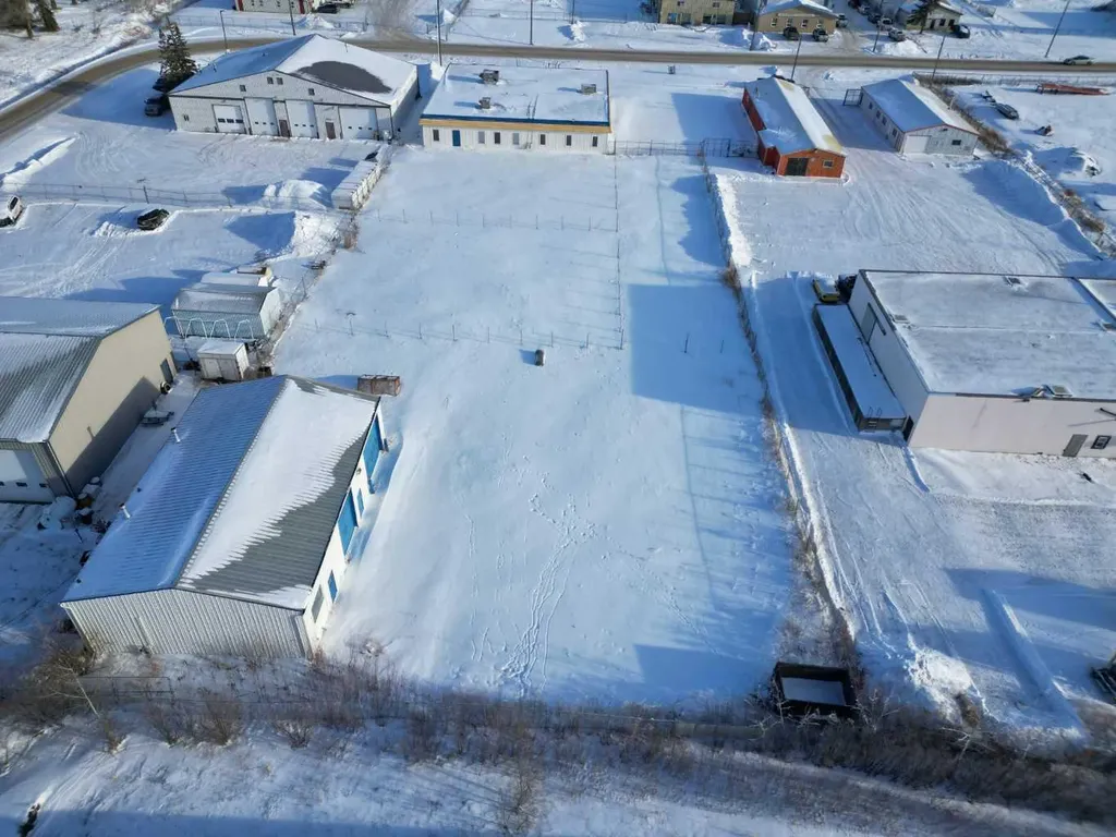 4708 41 Street Stettler AB T4K 1A7