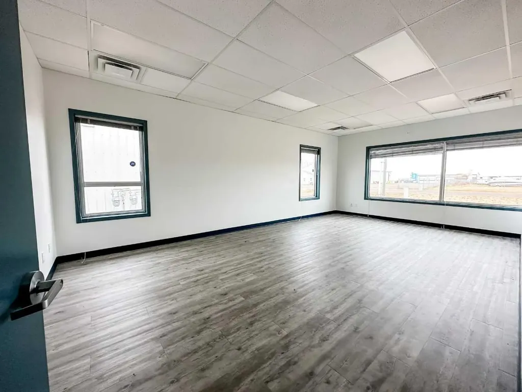 4708 41 Street Stettler AB T4K 1A7